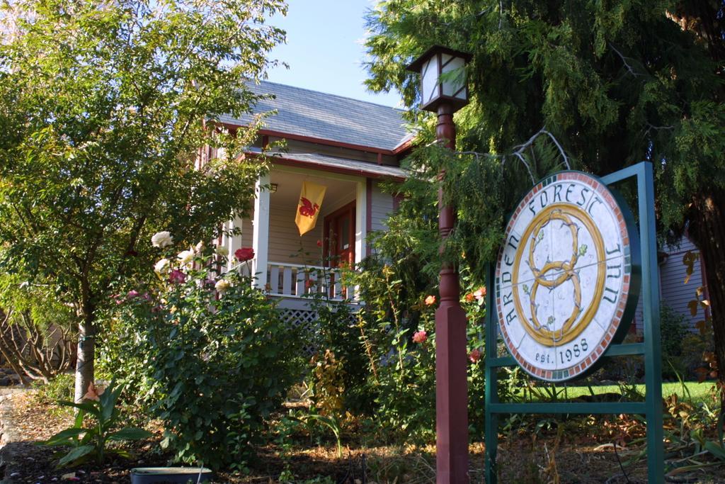 Arden Forest Inn Ashland Exterior photo